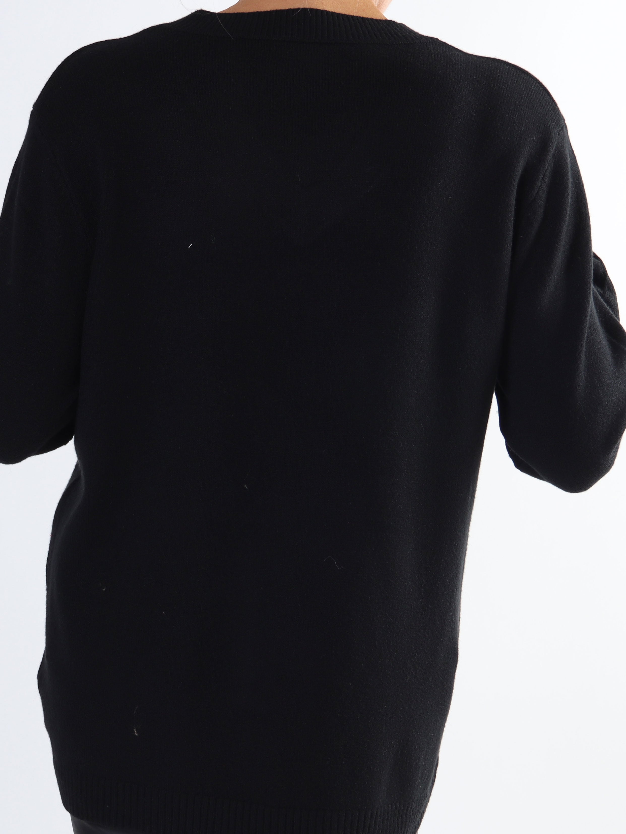 Tamara - Mjuk tröja med liten v-ringning